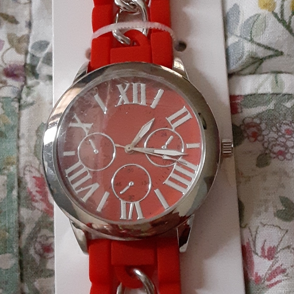 Watch - Picture 2 of 2